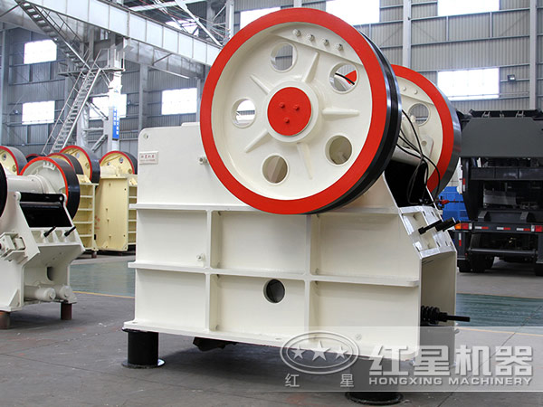 輝綠石破碎機圖