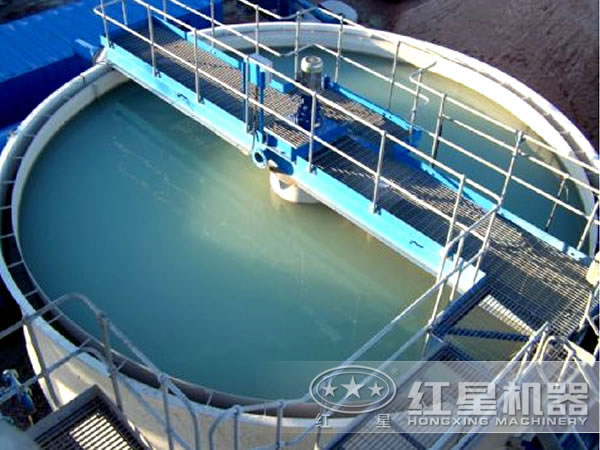 濃縮機(jī)現(xiàn)場(chǎng)圖