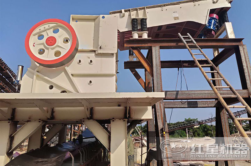 CJ系列歐版顎式煤炭破碎機(jī)作業(yè)現(xiàn)場(chǎng)