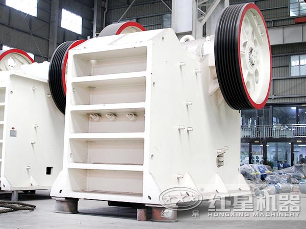 石英砂顎式破碎機(jī)