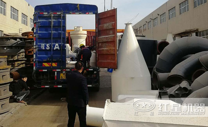 生產(chǎn)線(xiàn)發(fā)貨現(xiàn)場(chǎng)