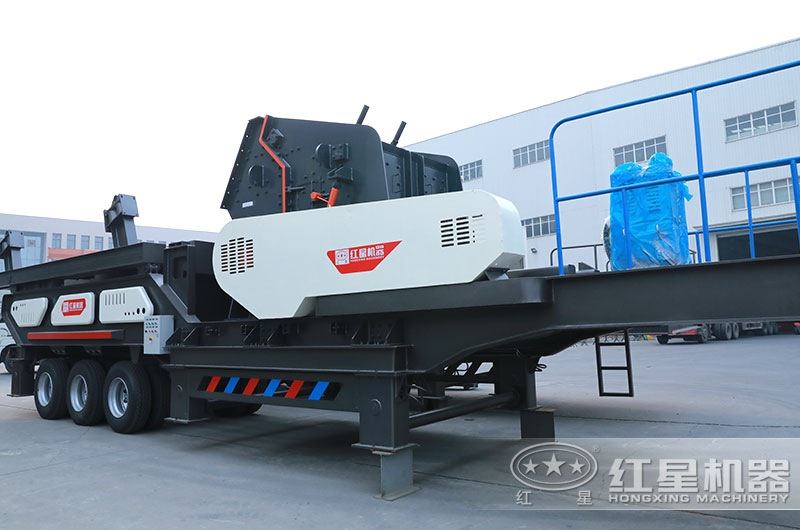 移動(dòng)式建筑垃圾破碎機(jī)實(shí)拍圖