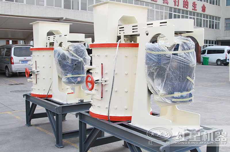 復(fù)合式破碎機(jī)實(shí)物圖