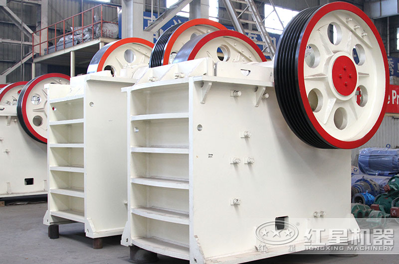 初次加工設備，鄂式破碎機