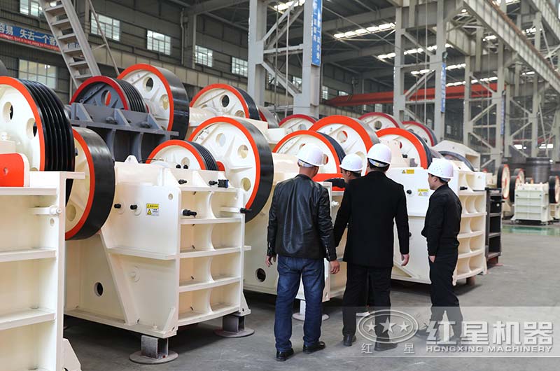 客戶來廠參觀，定制生產(chǎn)方案