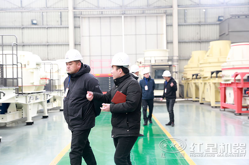 客戶(hù)到生產(chǎn)車(chē)間實(shí)地考察