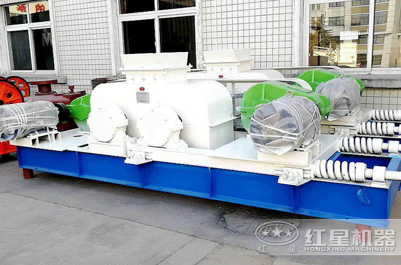 小型對(duì)輥碎沙機(jī)