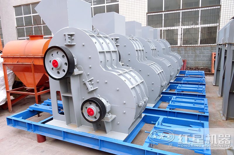 小型石料制沙機(jī)_雙級破廠區(qū)實(shí)拍圖