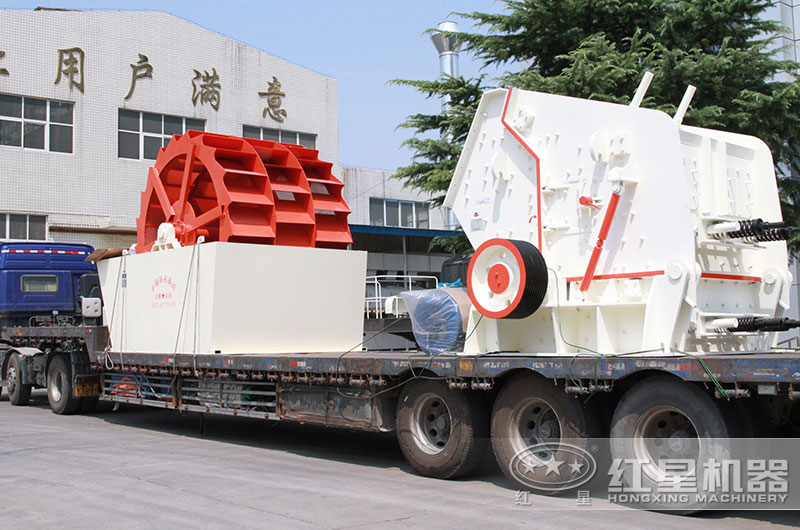 1520反擊破碎機發(fā)貨啦！前往山東！